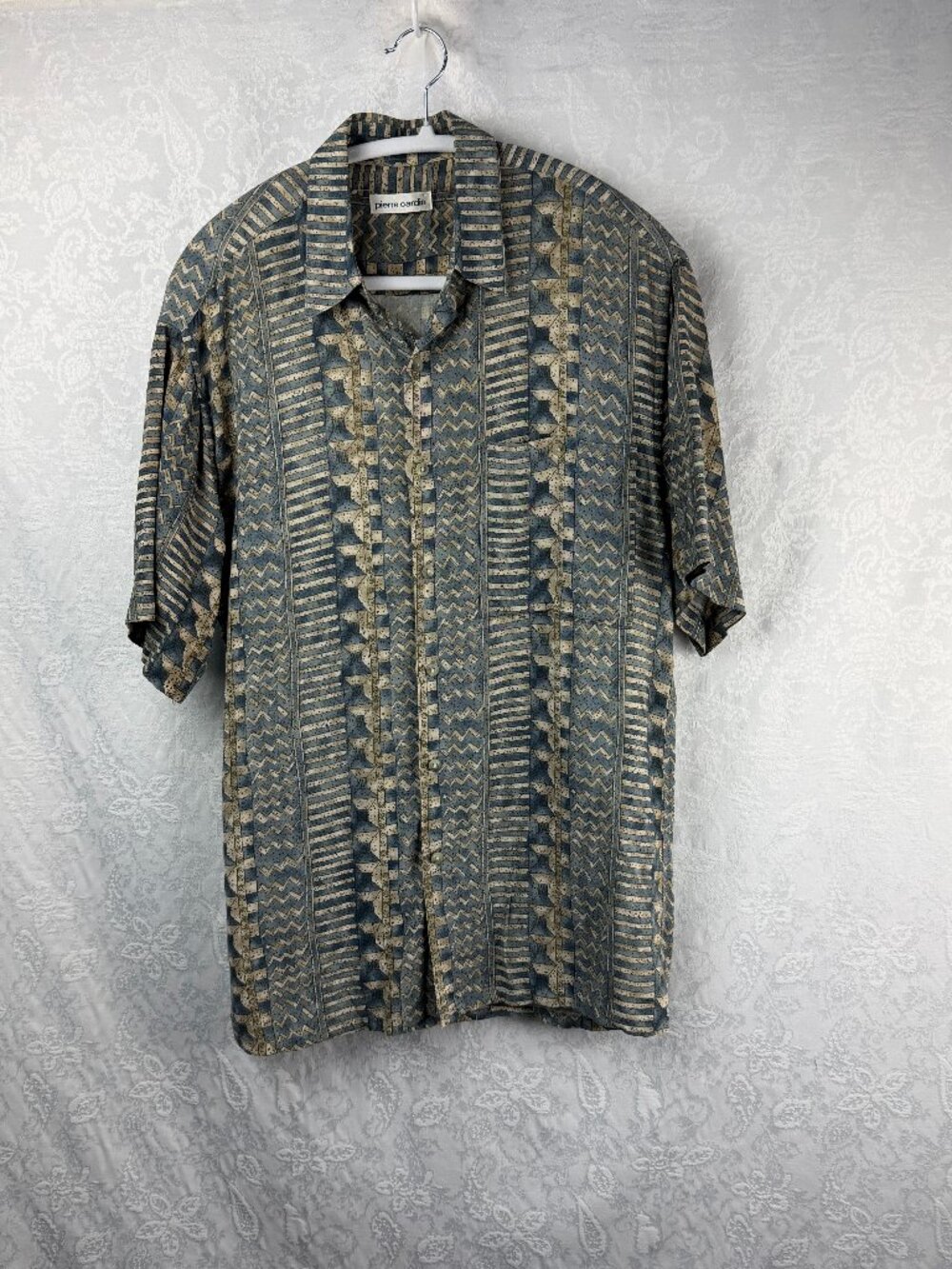 Vintage Pierre Cardin Mens Small Geometric Abstract Button Up Shirt 100% Rayon